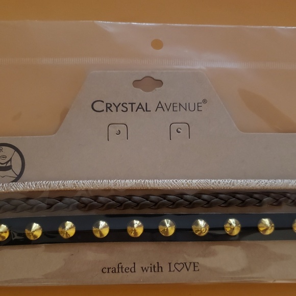 Faux Leather 3 Choker Necklaces - Picture 3 of 8